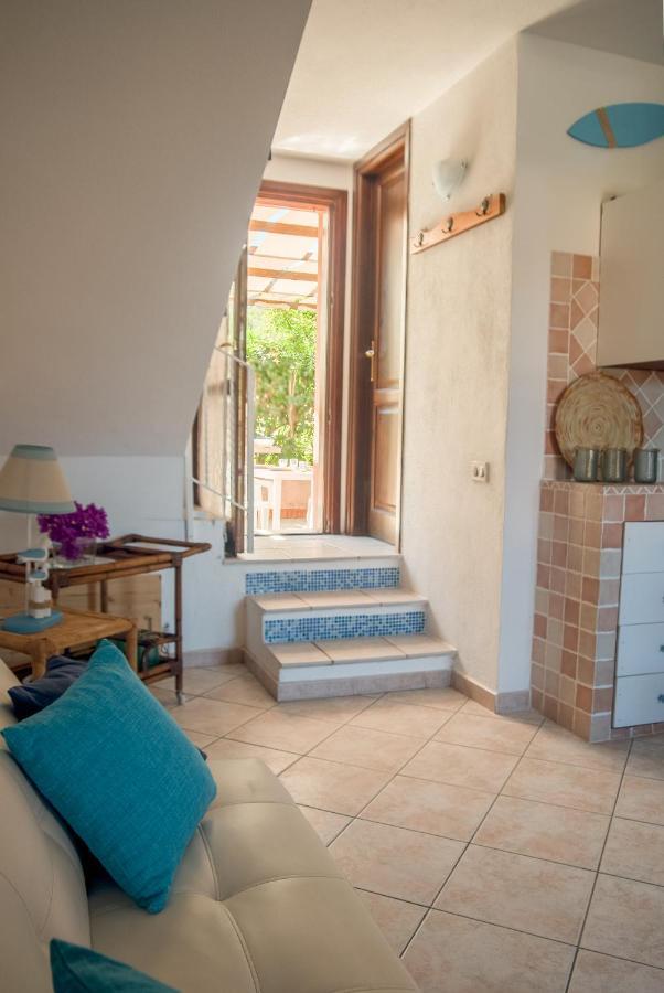 Casa Danilo Apartment San Teodoro  Ngoại thất bức ảnh
