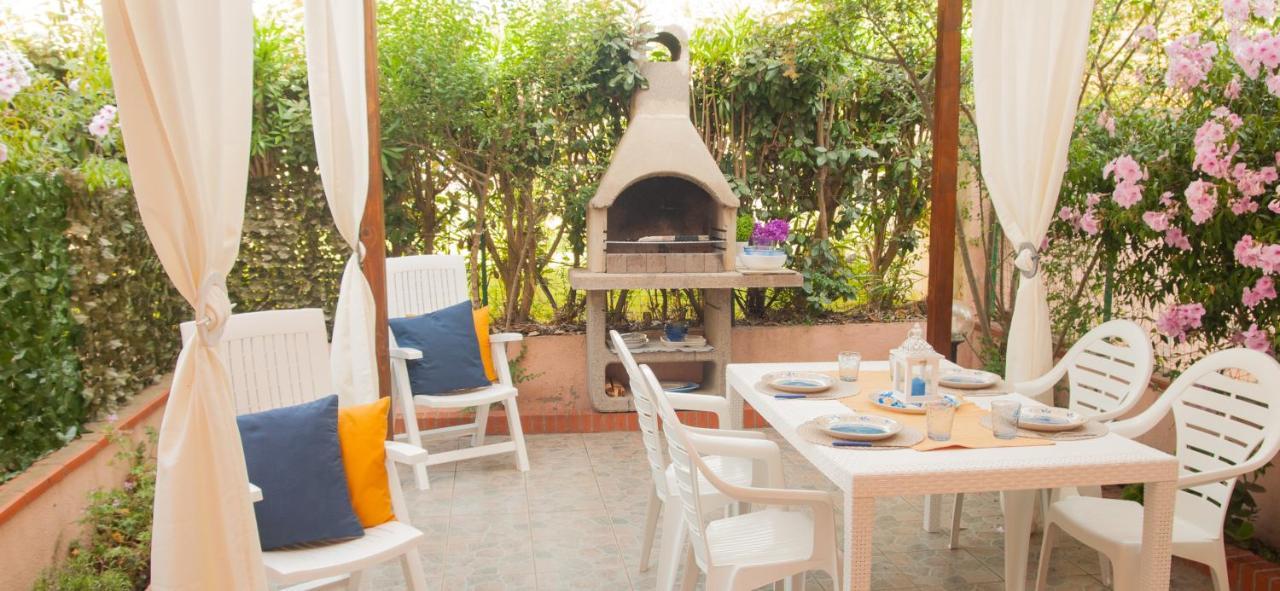 Casa Danilo Apartment San Teodoro  Ngoại thất bức ảnh