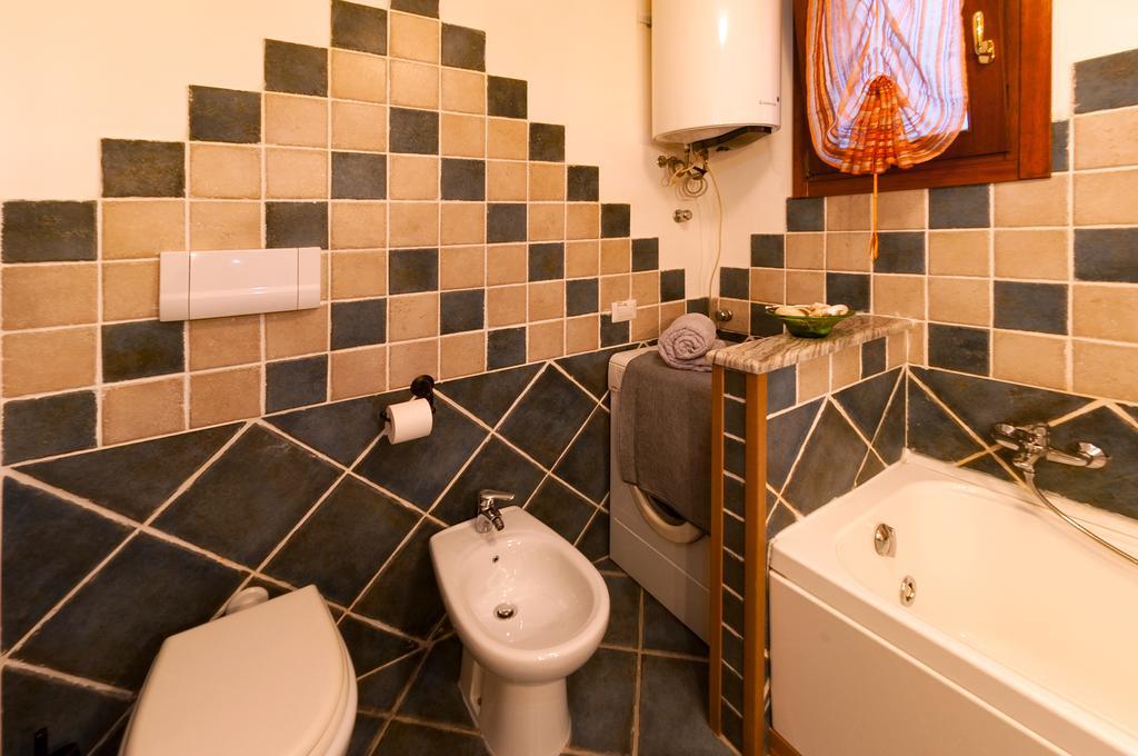 Casa Danilo Apartment San Teodoro  Ngoại thất bức ảnh